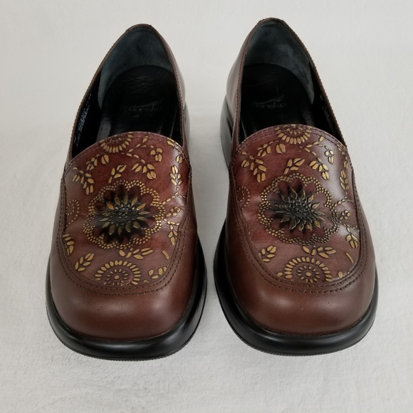 Dansko Shoes - Dansko brown leather "Mandolin" loafer, EUR 38